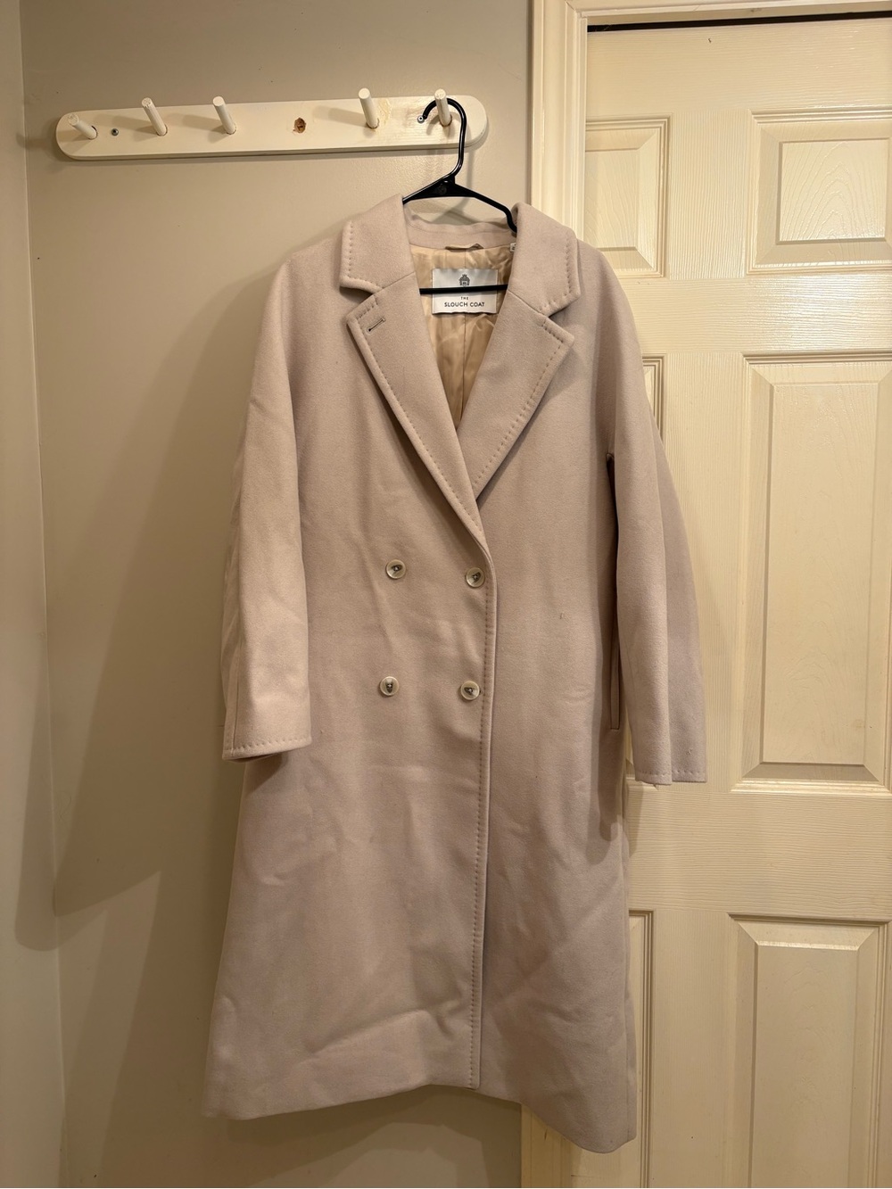Aritzia Babaton Slouch Coat in Matte Pearl
